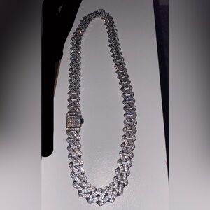 DIAMOND CUBAN CHAIN‼️PRICE IS NEGOTIABLE